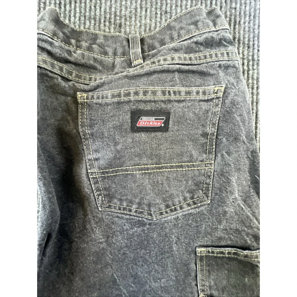 Genuine Dickies Men's Sz 36 Regular Fit 13